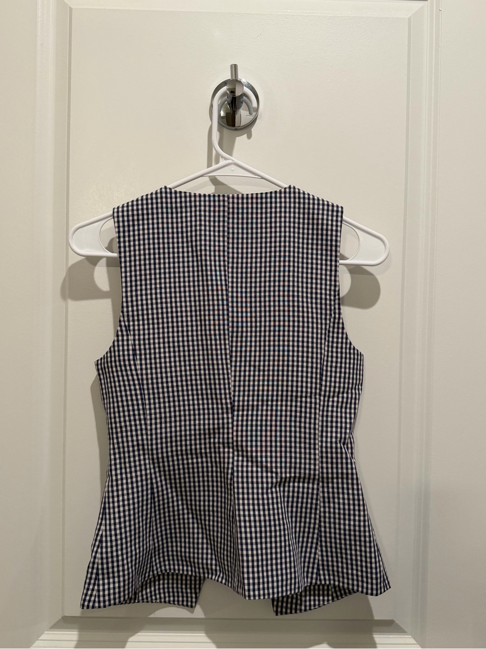 Aritzia Gingham Regal Vest - CruiseLinen - Picture 5 of 7
